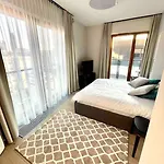 Pawia Charming Prime 81 Warschau