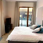 Pawia Charming Prime 81