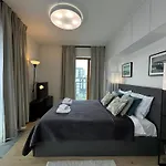 Pawia Charming Prime 81 Apartment