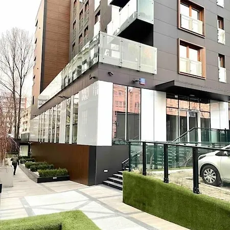 Pawia Charming Prime 81 * Warszawa